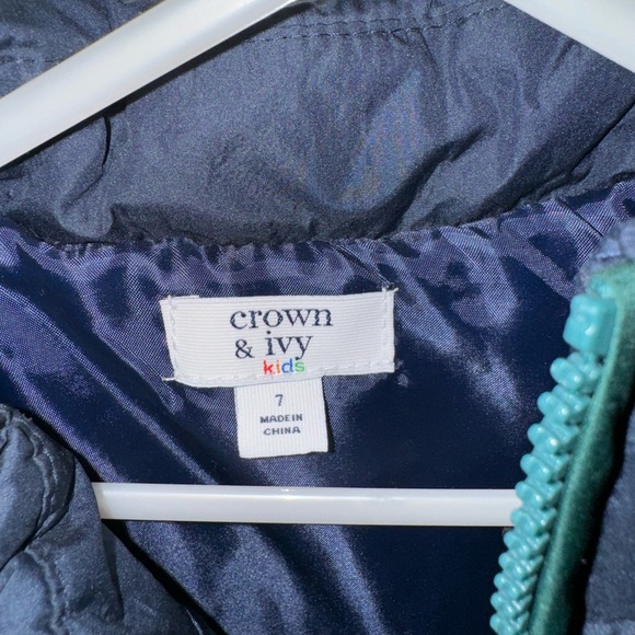 Boys Crown and Ivy Puffer Vest. - Picture 2 of 2